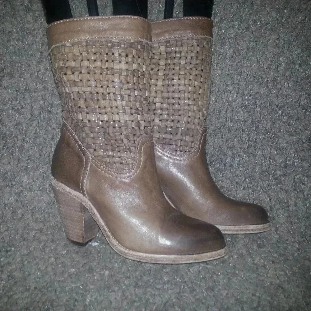 AUSTRALIA LUXE COLLECTIVE-WYNN-Cognac Braided Leather Boots-Sz 35-Excellent